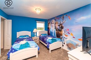 Lakeview Luxury 9 Bedroom & 5 Bathroom w Private Pool