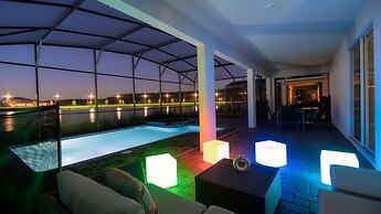 Lakeview Luxury 9 Bedroom & 5 Bathroom w Private Pool