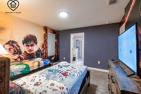 Lakeview Luxury 9 Bedroom & 5 Bathroom w Private Pool