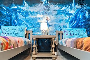 Lakeview Luxury 9 Bedroom & 5 Bathroom w Private Pool