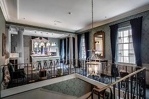 No. 30 Knightsbridge