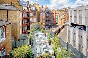 No. 30 Knightsbridge