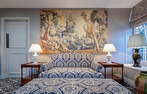 No. 30 Knightsbridge