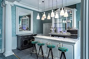 No. 30 Knightsbridge