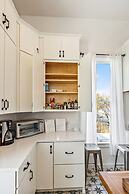 Barclay Klum House by WanderLodges