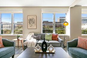 French Quarter Elegance: 4-BR Luxury Retreat in the Heart of NOLA