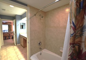 Brigantine Quarters 206