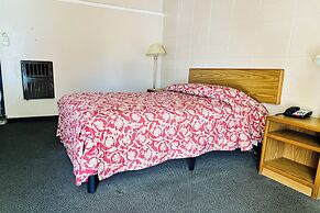 Capital O Clayton House Motel Rockford Near Airport