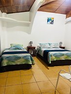 Hostal Neptuno - Poseidon