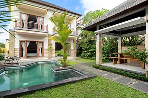 Blue Swing Villa