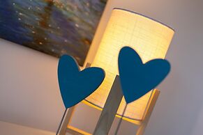 Ruby Cottage - Beachside Cottage With Views