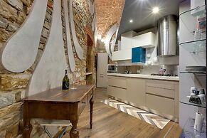 Terme 17 in Firenze With 1 Bedrooms and 1 Bathrooms