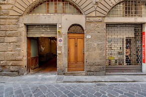 Terme 17 in Firenze With 1 Bedrooms and 1 Bathrooms