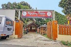 OYO Life 91452 Ngajeng Peken Homestay