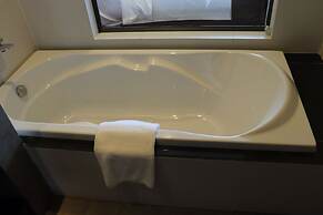 Koulen Central Hotel