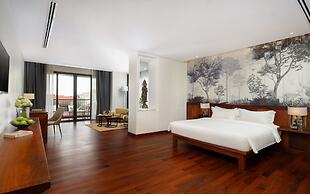 Koulen Central Hotel