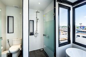 Blu Monkey Hub & Hotel Krabi Town