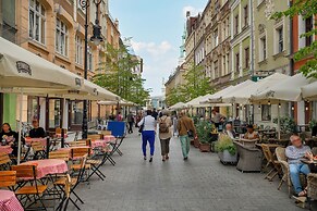 Studio Poznań Old Town by Renters