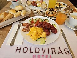 Holdvirág Hotel