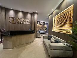 Rotana Palace Suites