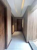 Rotana Palace Suites