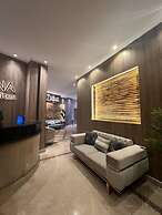 Rotana Palace Suites