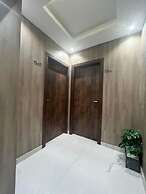 Rotana Palace Suites