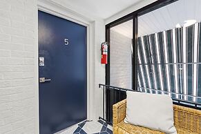 West Taylor Run Hotel