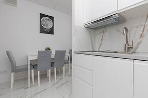 Varsovie Studio With A/C by Renters