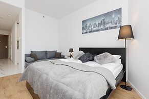 Varsovie Studio With A/C by Renters