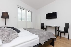 Varsovie Studio With A/C by Renters