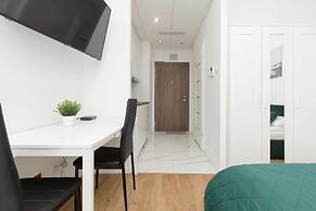 Studio Kasprzaka With Parking by Renters