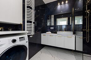 Studio Kasprzaka With Parking by Renters