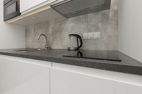 Studio Kasprzaka With Parking by Renters