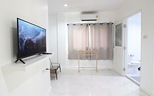 Room-baan Khunphiphit Homestay No3351