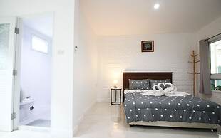 Room-baan Khunphiphit Homestay No3351