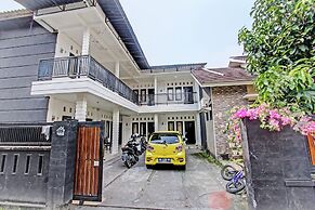 OYO Life 92754 Kost Griya Perdana