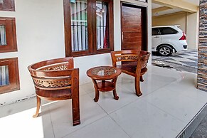 OYO Life 92754 Kost Griya Perdana