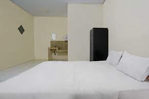 OYO Life 92641 Guest House Palinggihan Ii