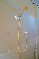 OYO Life 92641 Guest House Palinggihan Ii