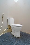 OYO Life 92641 Guest House Palinggihan Ii