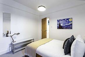 Cozy 2 Bed Apartment in Chiswick