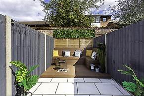 Cozy 2 Bed Apartment in Chiswick