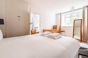 Gorgeous Putney Flat