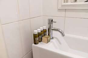 Gorgeous Putney Flat