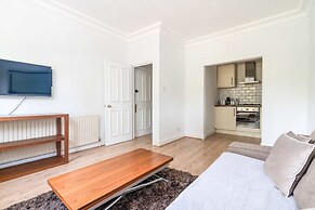 Charming Wandsworth Common Flat