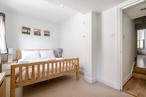 Charming Wandsworth Common Flat