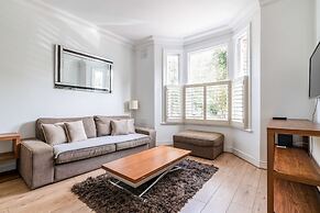 Charming Wandsworth Common Flat