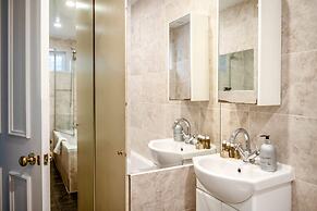 Charming Wandsworth Common Flat