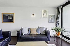 Gorgeous Mile End Flat